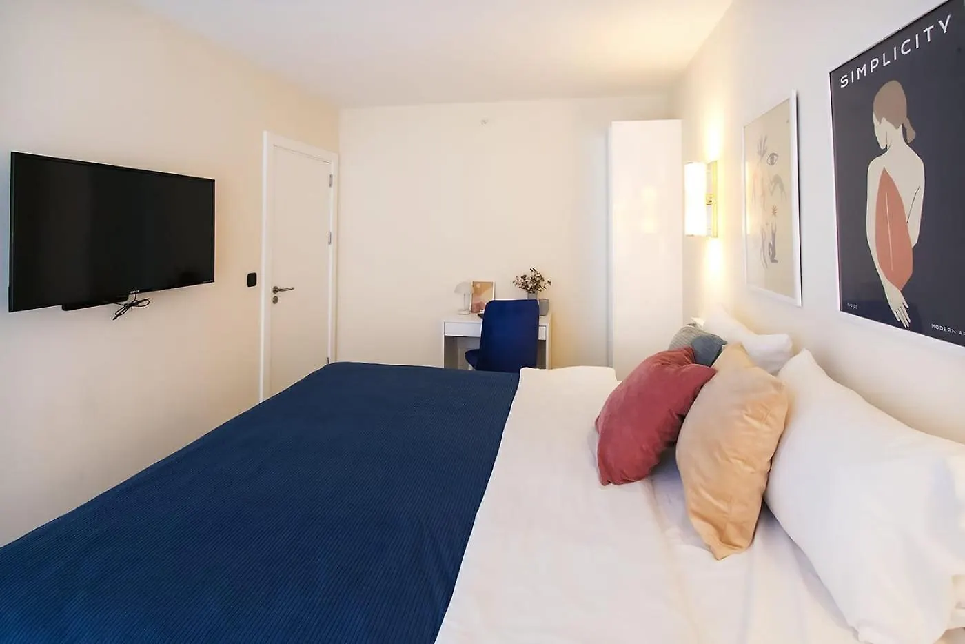 Schoene Wohnung Mit Meerblick Und Bergen Batoemi 0*,