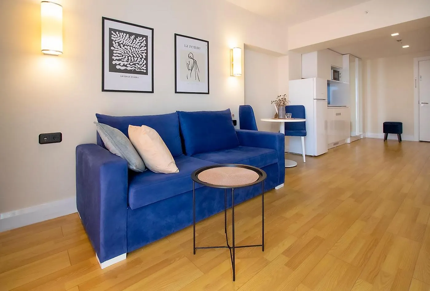 Schoene Wohnung Mit Meerblick Und Bergen Batoemi