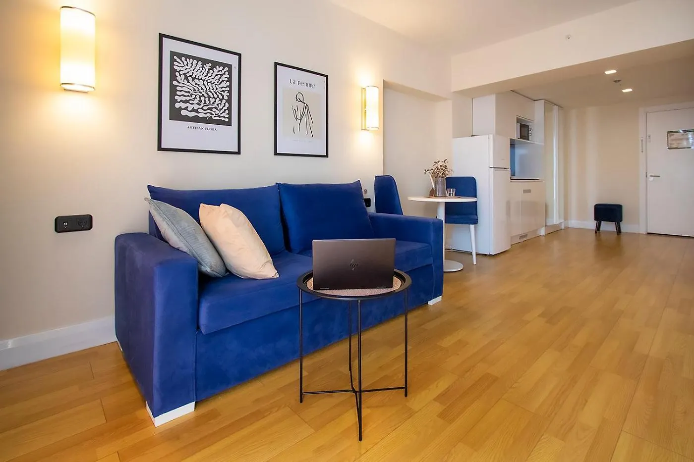 Schoene Wohnung Mit Meerblick Und Bergen Batoemi Appartement